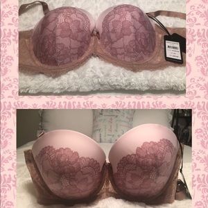 City Chic 42D cacique bra